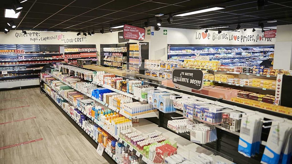 Магазин в Барселоне, Испания, 173 м² - фото 1