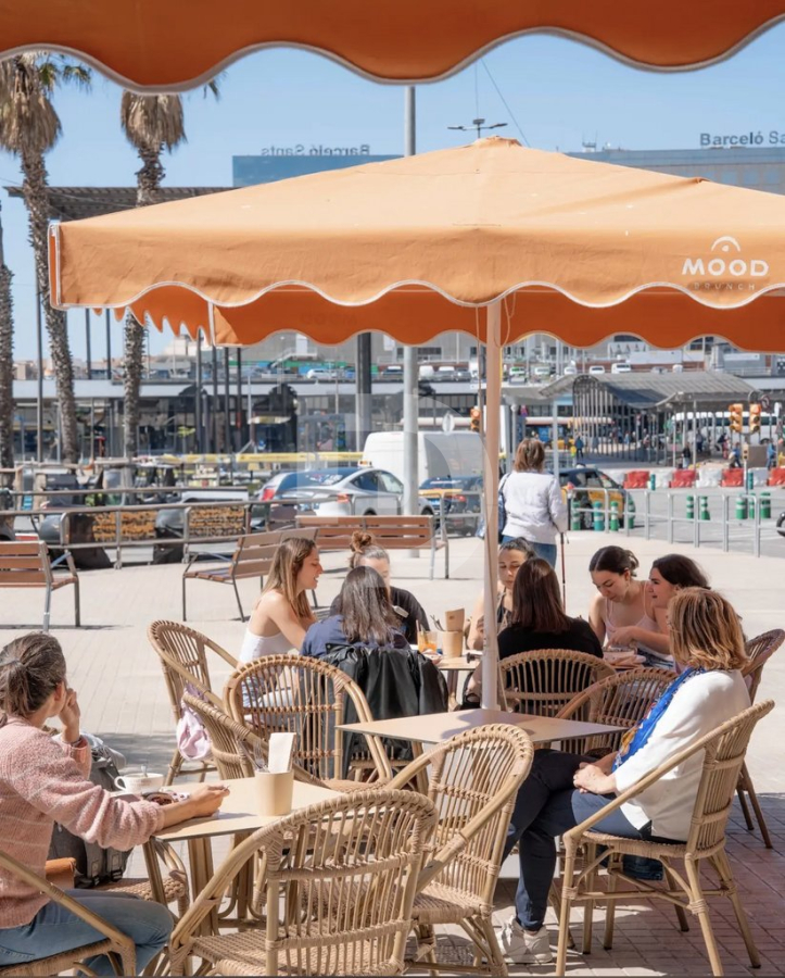 Кафе, ресторан в Барселоне, Испания, 296 м² - фото 1