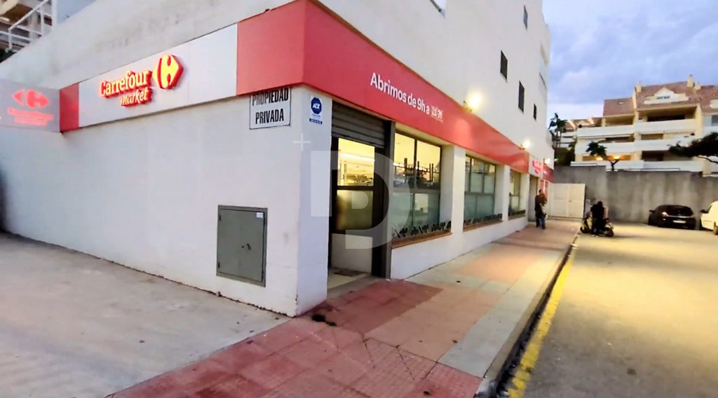 Магазин Испания, Испания, 2 449 м² - фото 1