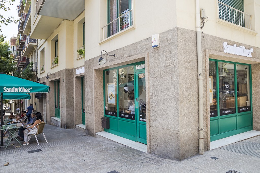 Кафе, ресторан в Барселоне, Испания, 173 м² - фото 1