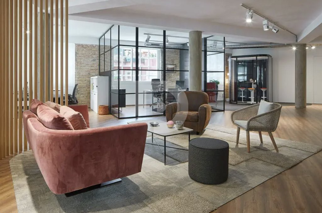 Офис в Барселоне, Испания, 800 м² - фото 1