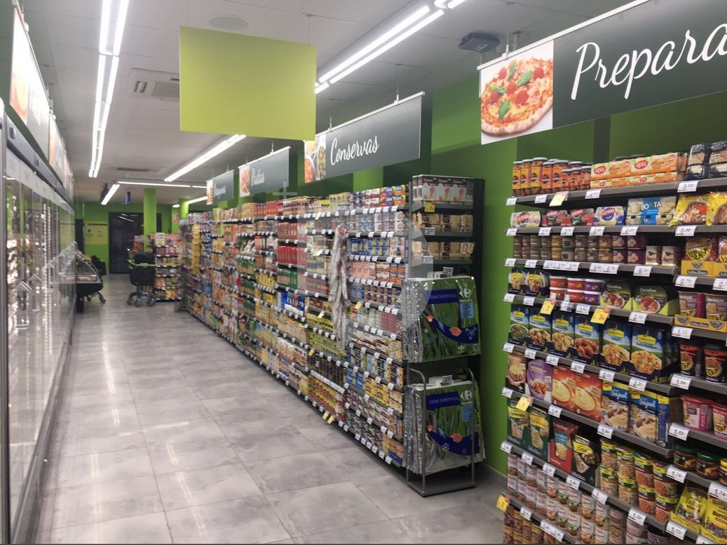 Магазин Испания, Испания, 404 м² - фото 1