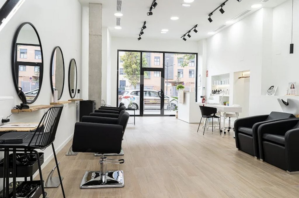 Коммерческая недвижимость в Эйшампле, Испания, 36 м² - фото 1