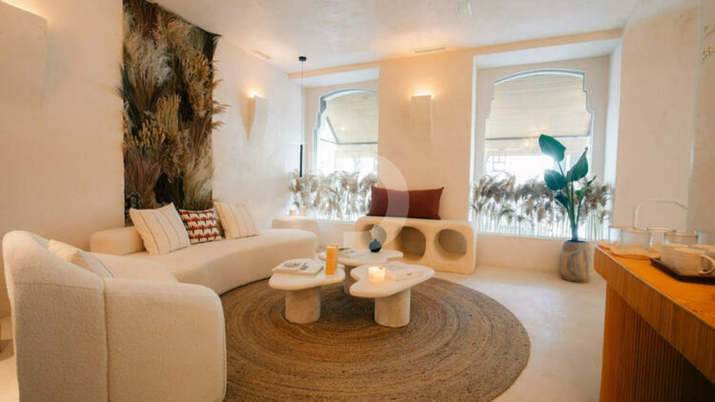 Коммерческая недвижимость в Мадриде, Испания, 453 м² - фото 1