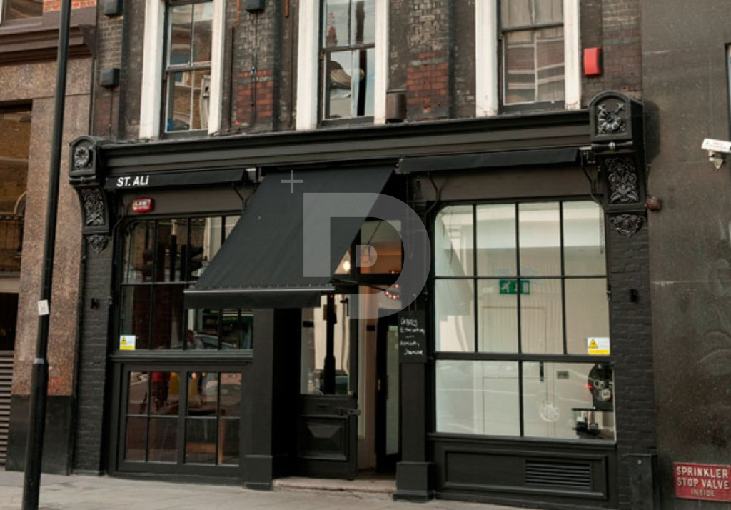 Кафе, ресторан в Эйшампле, Испания, 425 м² - фото 1