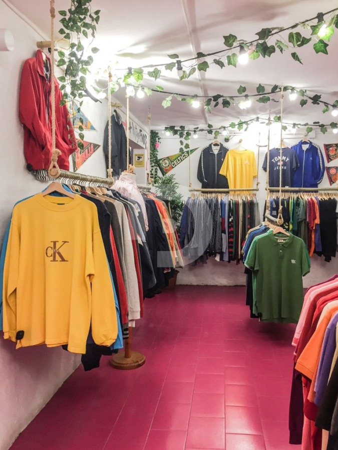 Магазин в Барселоне, Испания, 250 м² - фото 1