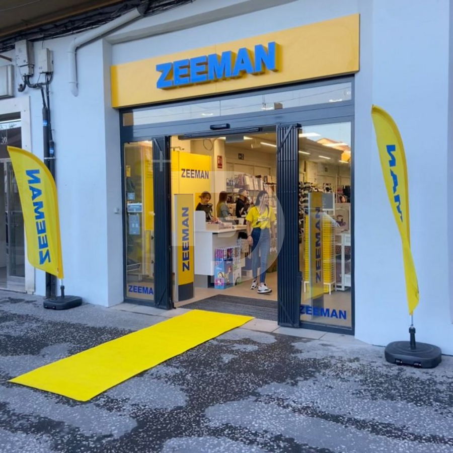 Магазин в Барселоне, Испания, 373 м² - фото 1