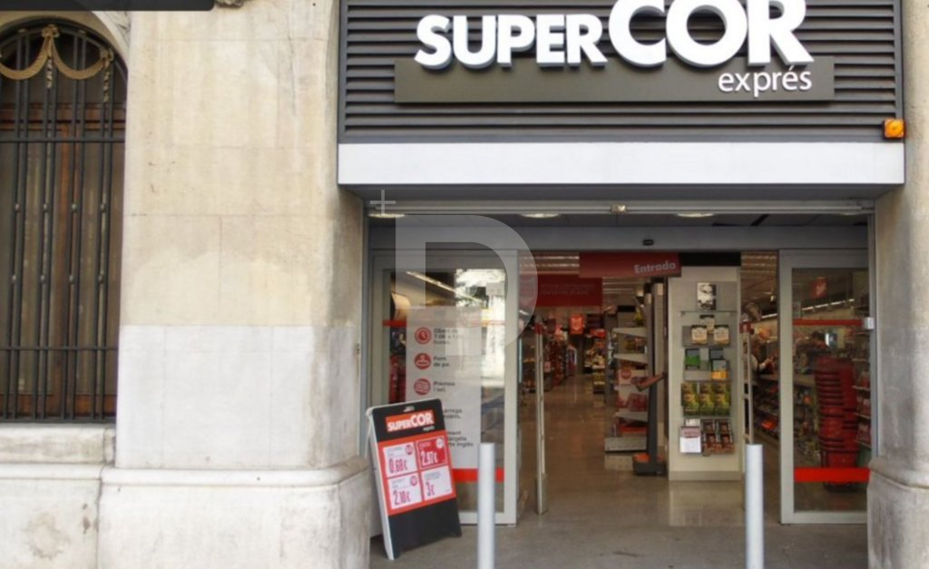 Магазин в Эйшампле, Испания, 2 039 м² - фото 1