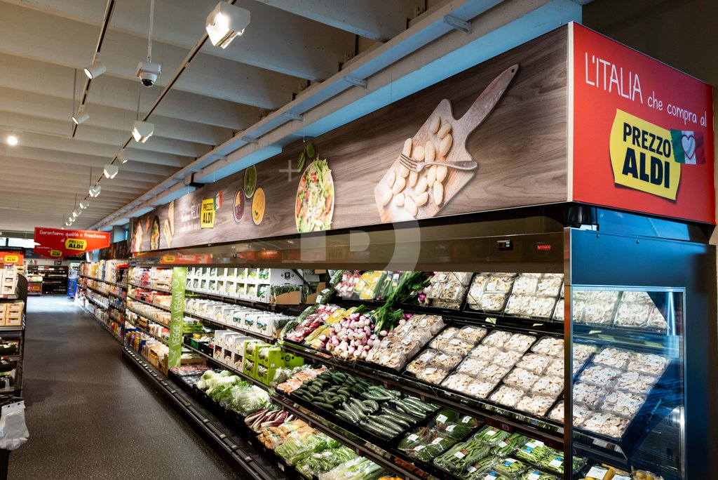 Магазин в Барселоне, Испания, 3 030 м² - фото 2