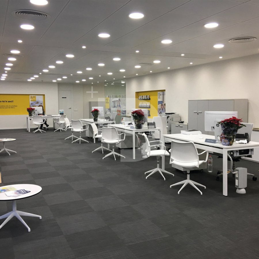 Офис в Эйшампле, Испания, 697 м² - фото 2