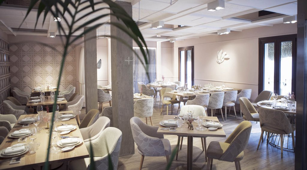 Кафе, ресторан в Барселоне, Испания, 330 м² - фото 2