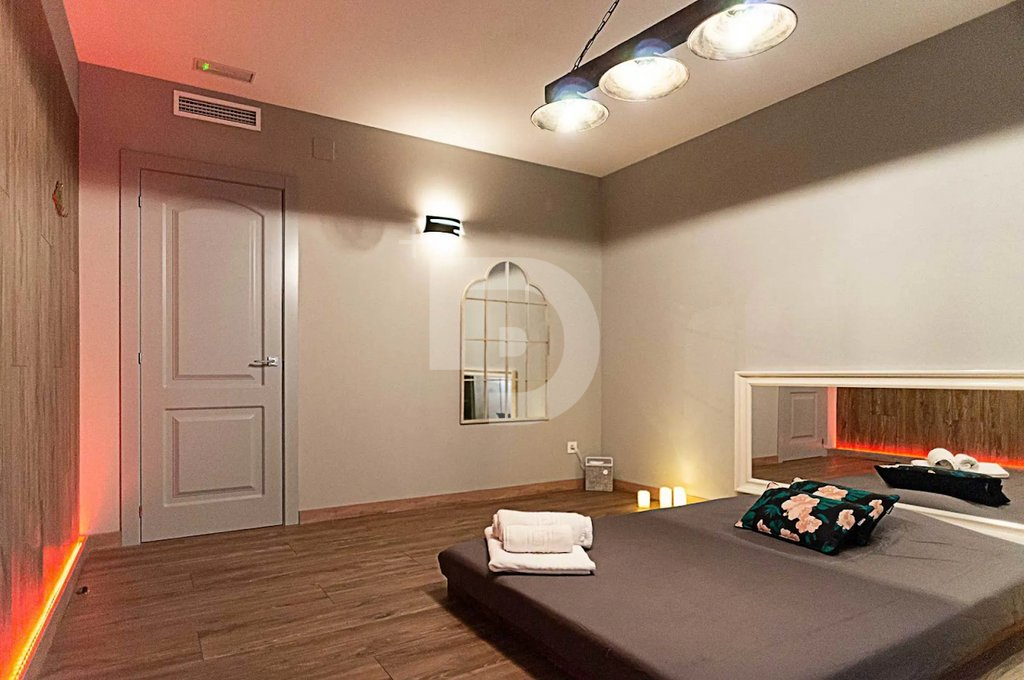 Магазин в Барселоне, Испания, 148 м² - фото 2