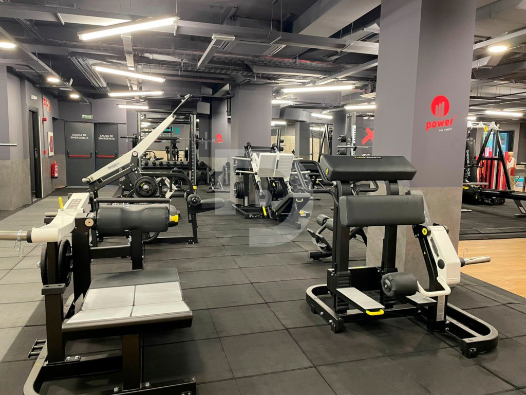 Коммерческая недвижимость в Барселоне, Испания, 2 681 м² - фото 2