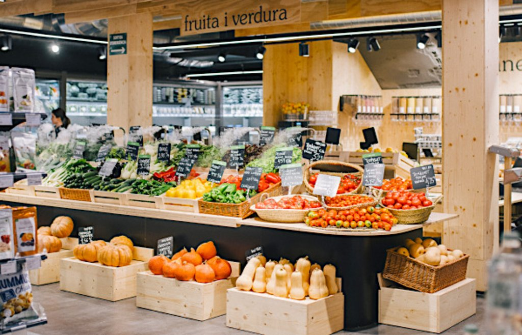 Магазин в Барселоне, Испания, 1 200 м² - фото 2