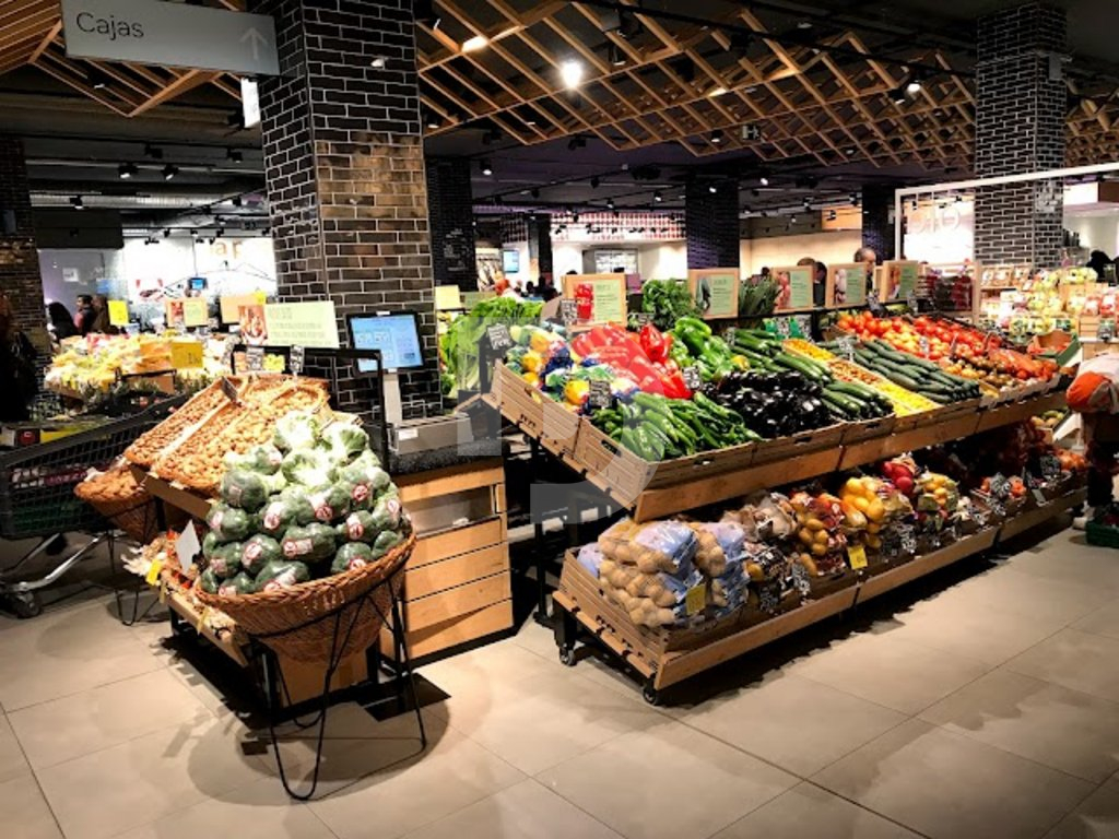 Магазин в Мадриде, Испания, 502 м² - фото 2