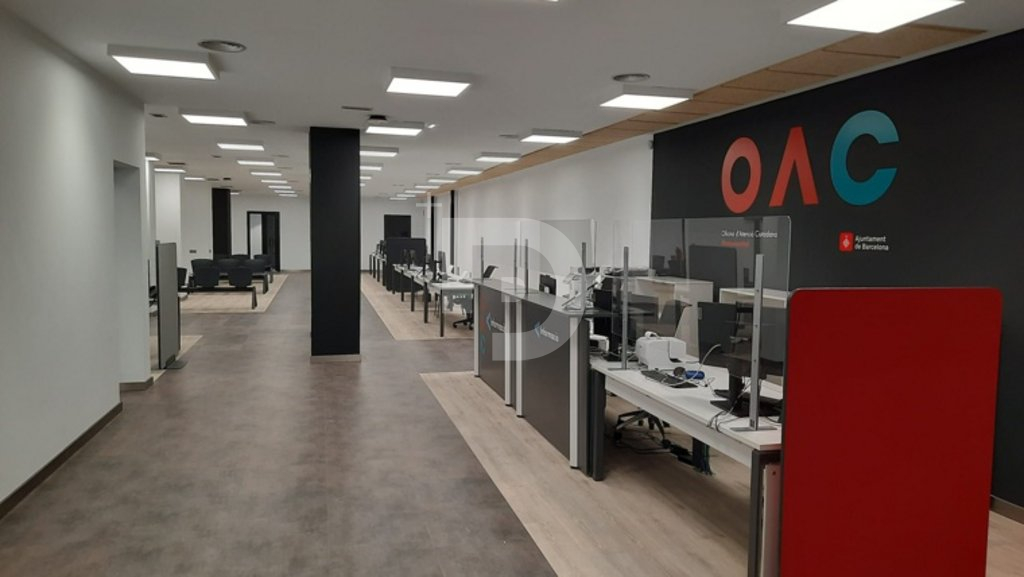 Офис в Эйшампле, Испания, 990 м² - фото 2