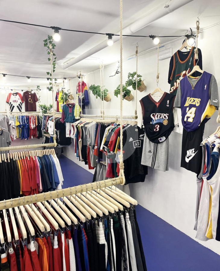 Магазин в Барселоне, Испания, 250 м² - фото 2