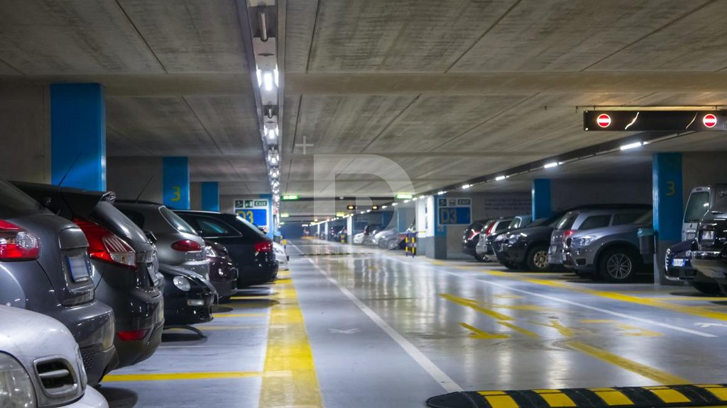 Коммерческая недвижимость в Барселоне, Испания, 1 709 м² - фото 2