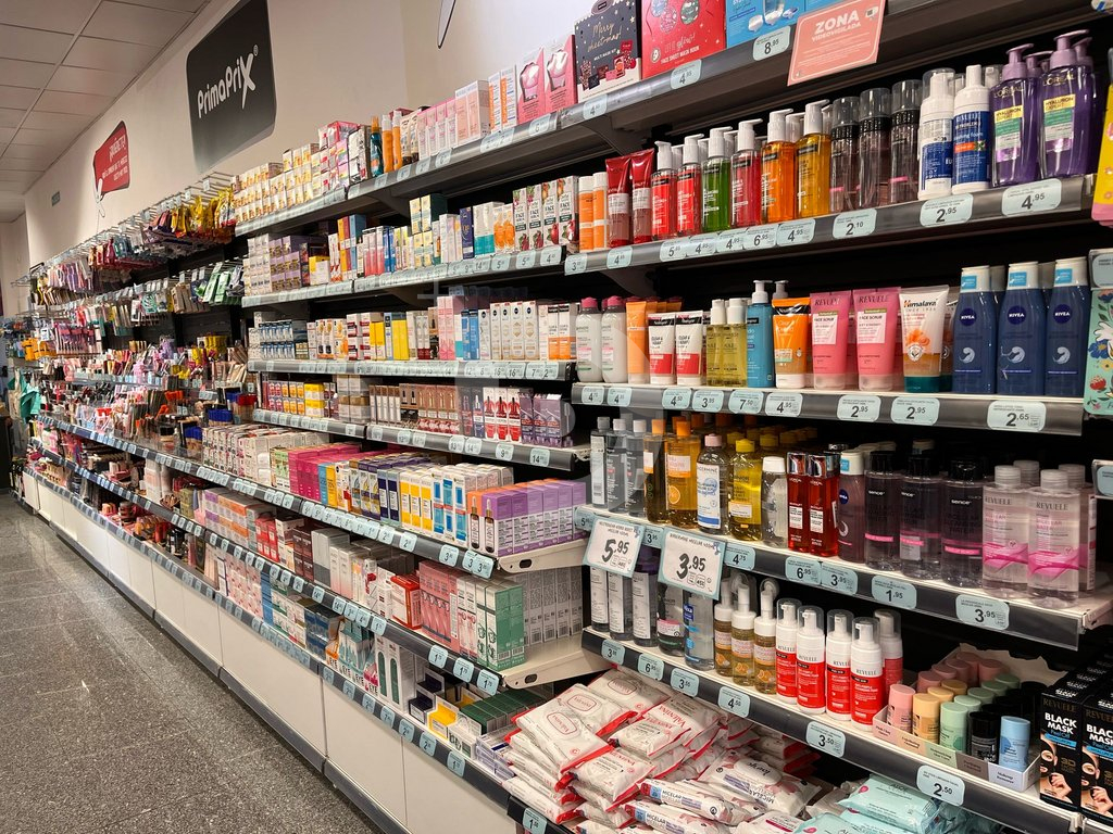 Магазин в Барселоне, Испания, 247 м² - фото 2