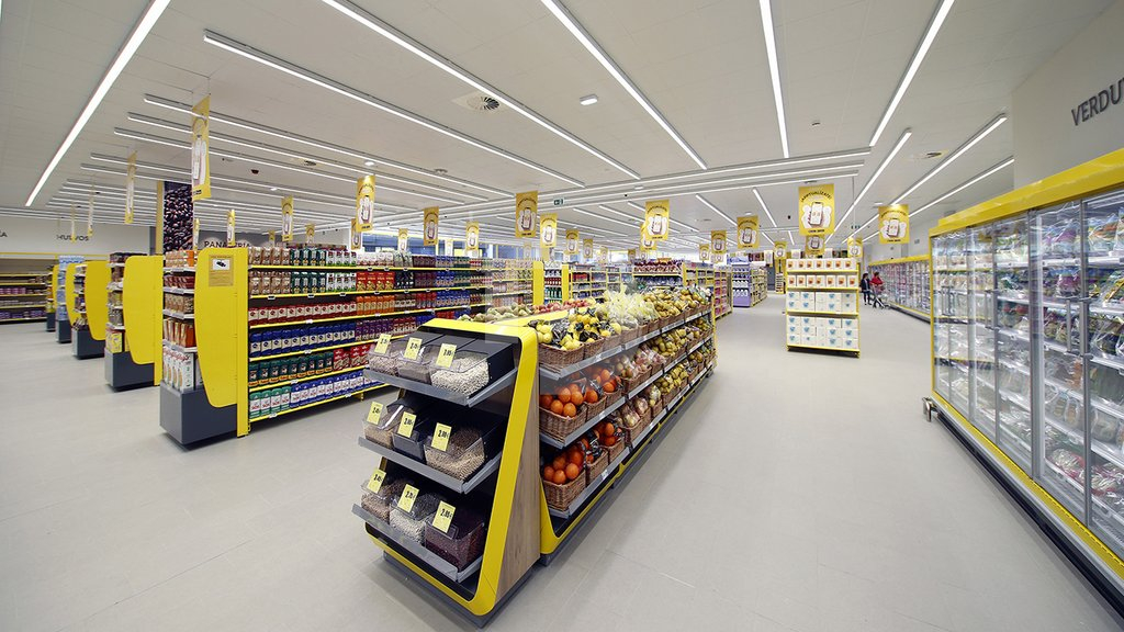 Магазин в Барселоне, Испания, 275 м² - фото 2