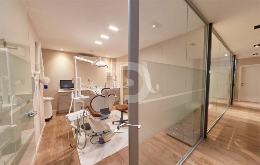 Коммерческая недвижимость в Эйшампле, Испания, 330 м² - фото 2