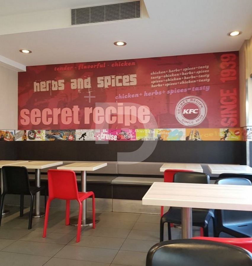 Кафе, ресторан в Мадриде, Испания, 581 м² - фото 2