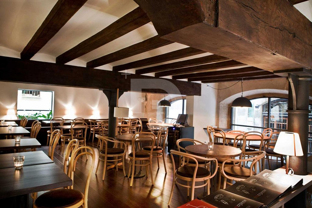 Кафе, ресторан в Барселоне, Испания, 496 м² - фото 2