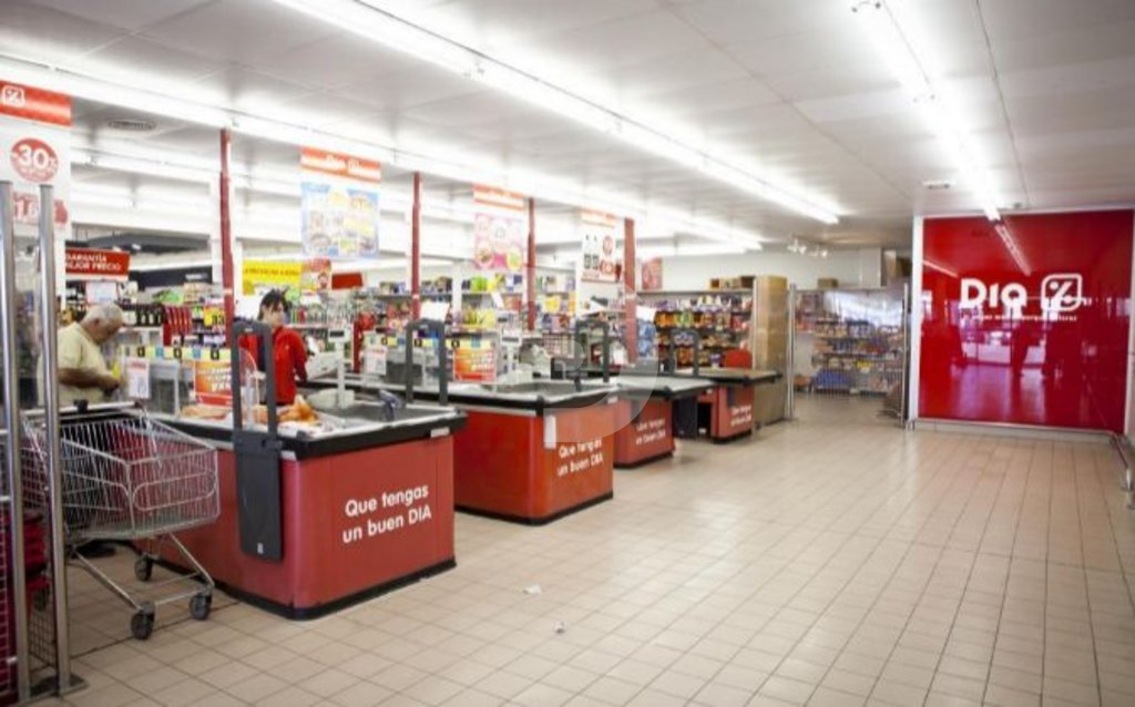 Магазин в Барселоне, Испания, 561 м² - фото 2