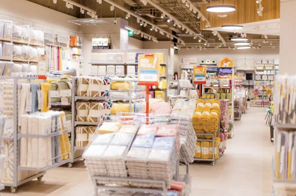 Магазин в Барселоне, Испания, 210 м² - фото 2