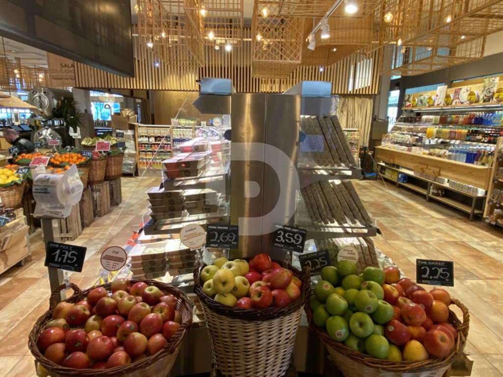 Магазин в Барселоне, Испания, 1 200 м² - фото 3