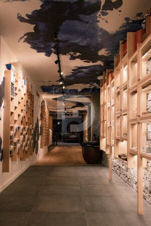 Магазин в Барселоне, Испания, 150 м² - фото 3