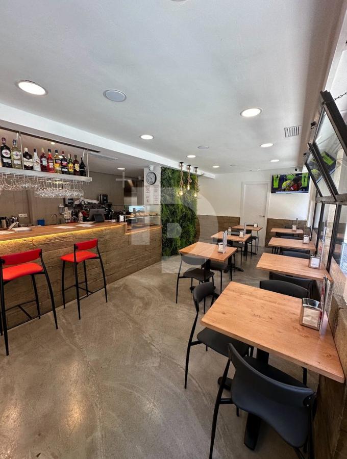 Кафе, ресторан в Барселоне, Испания, 112 м² - фото 3