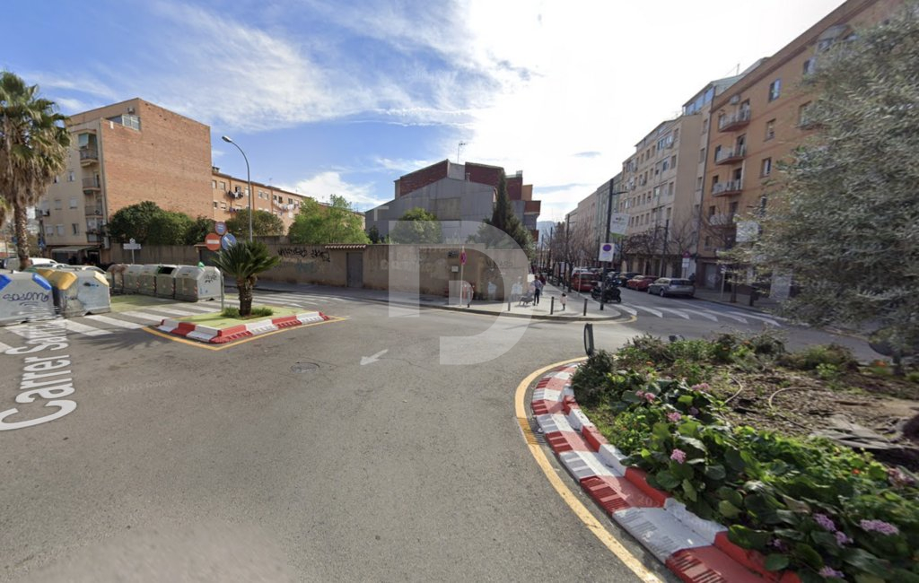 Земля в Барселоне, Испания, 792 м² - фото 1