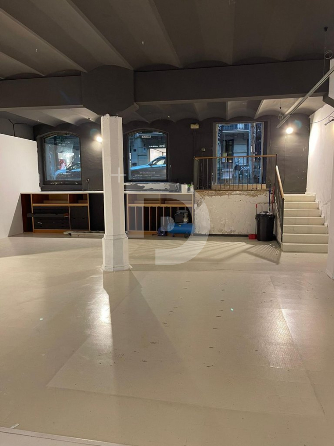 Коммерческая недвижимость в Эйшампле, Испания, 190 м² - фото 3