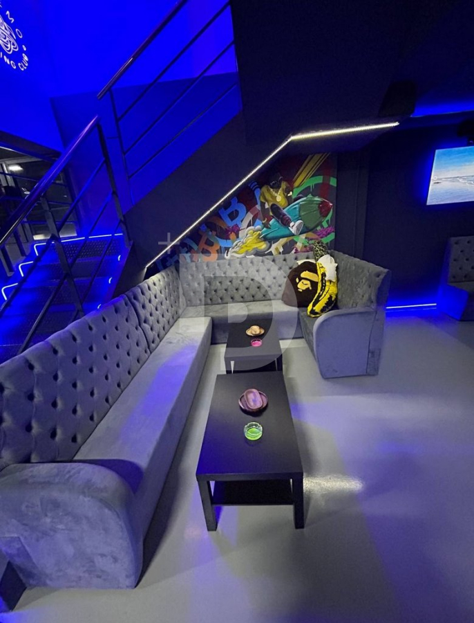 Коммерческая недвижимость в Барселоне, Испания, 425 м² - фото 3