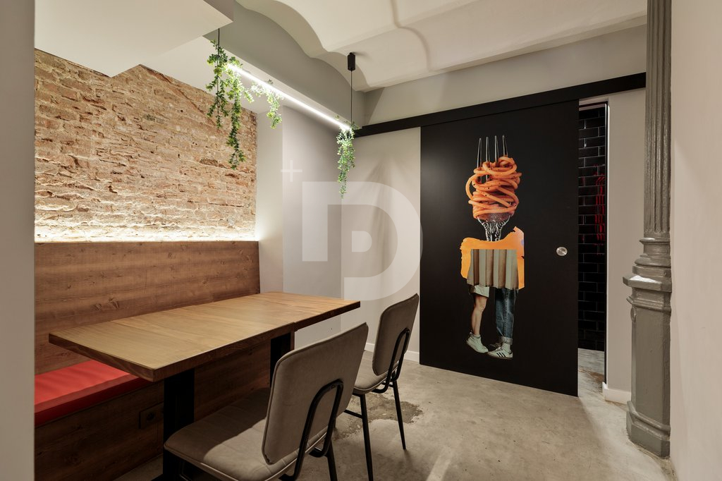 Коммерческая недвижимость в Барселоне, Испания, 55 м² - фото 3