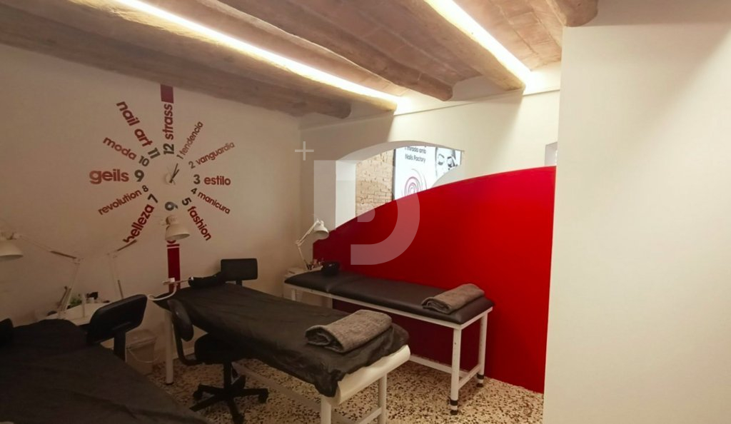 Коммерческая недвижимость в Эйшампле, Испания, 75 м² - фото 3