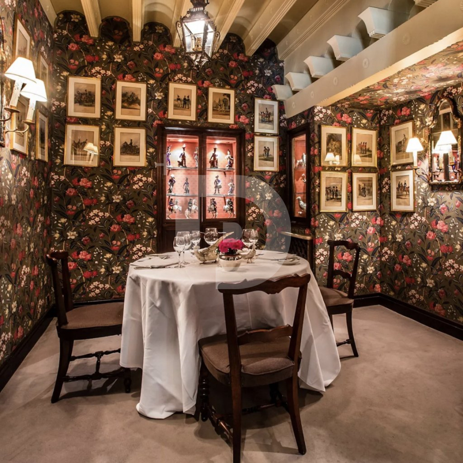 Кафе, ресторан в Мадриде, Испания, 1 049 м² - фото 3