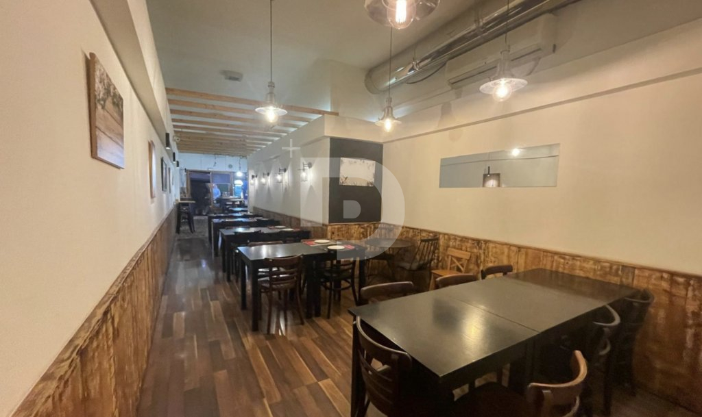 Коммерческая недвижимость в Барселоне, Испания, 110 м² - фото 3