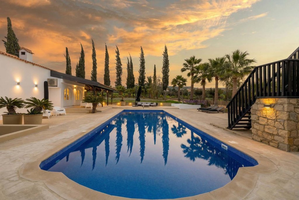 Квартира в Ларнаке, Кипр, 340 м² - фото 4