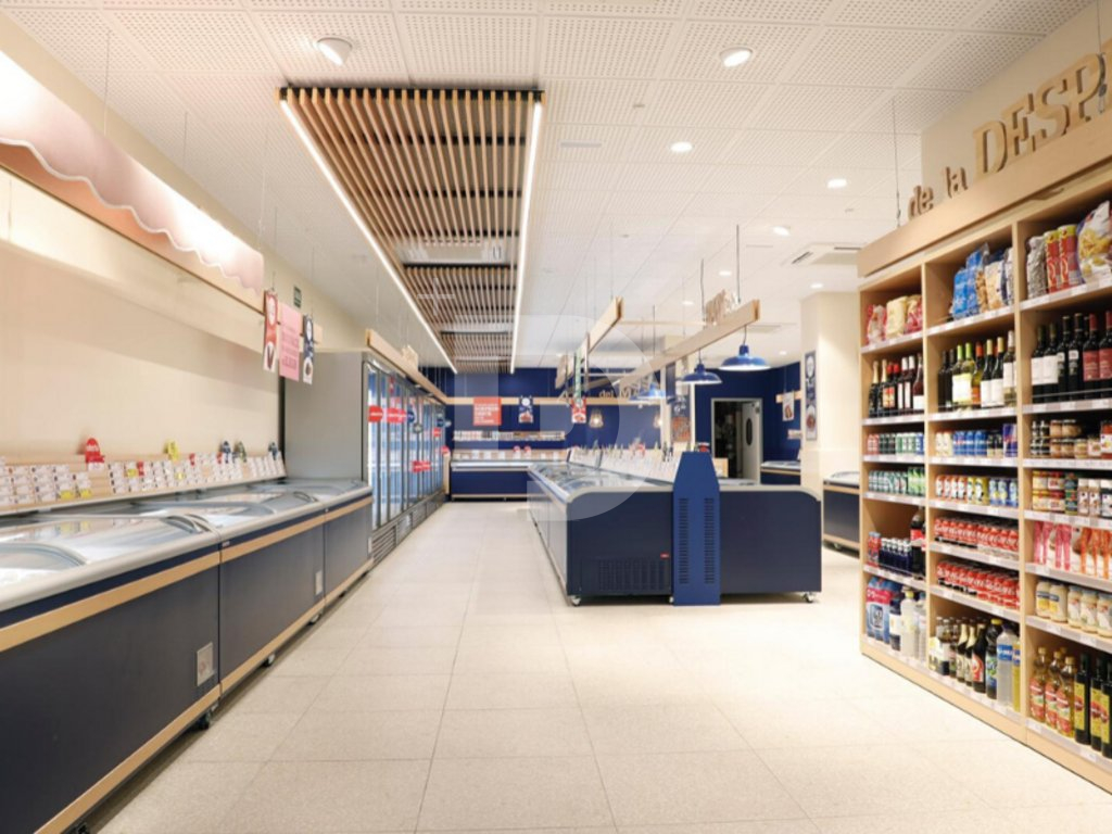 Магазин в Барселоне, Испания, 211 м² - фото 3