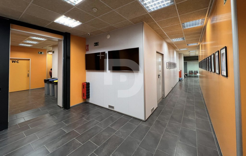 Коммерческая недвижимость в Эйшампле, Испания, 807 м² - фото 3