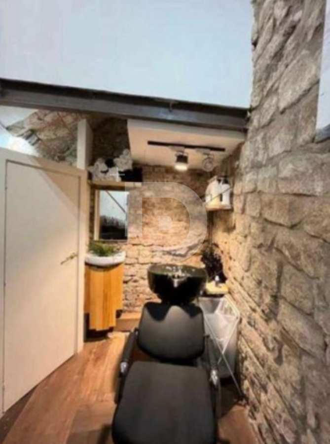 Коммерческая недвижимость в Барселоне, Испания, 29 м² - фото 3