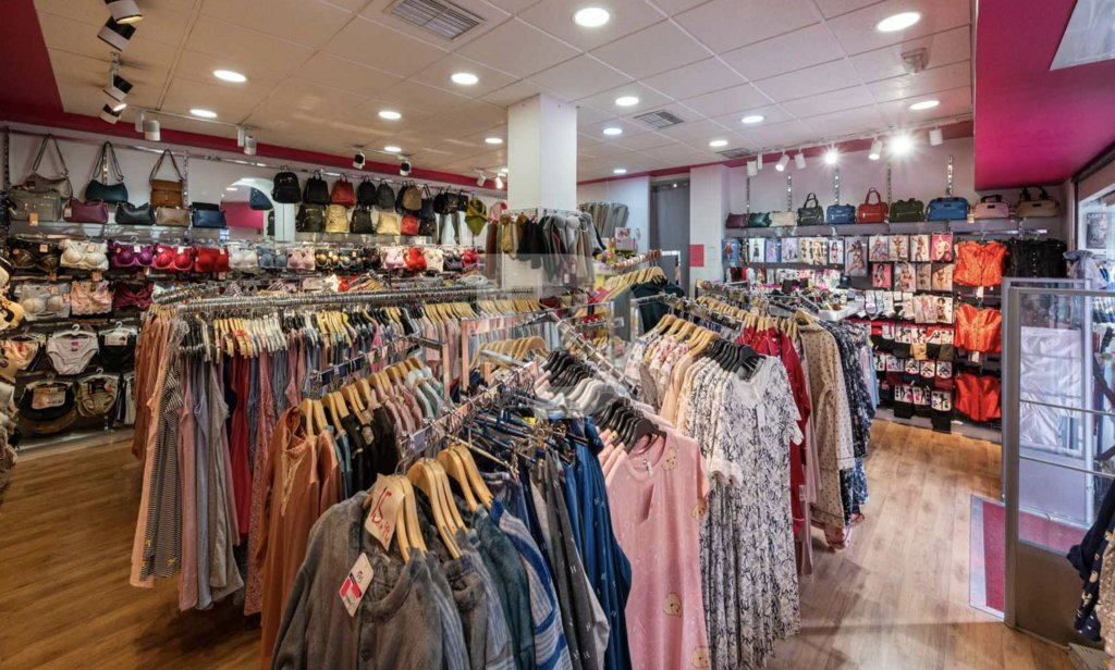 Магазин Испания, Испания, 82 м² - фото 3