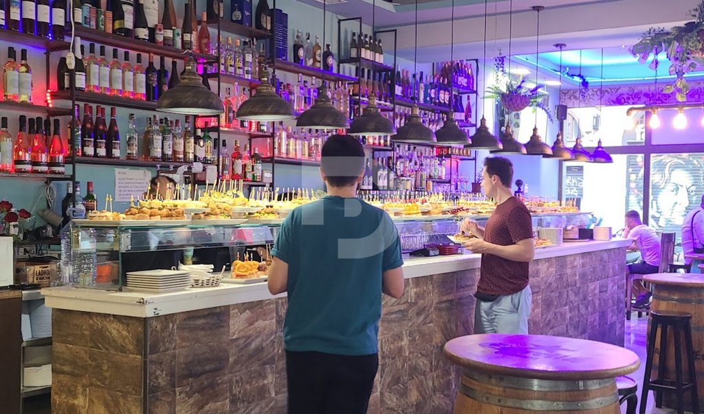 Кафе, ресторан в Барселоне, Испания, 64 м² - фото 4