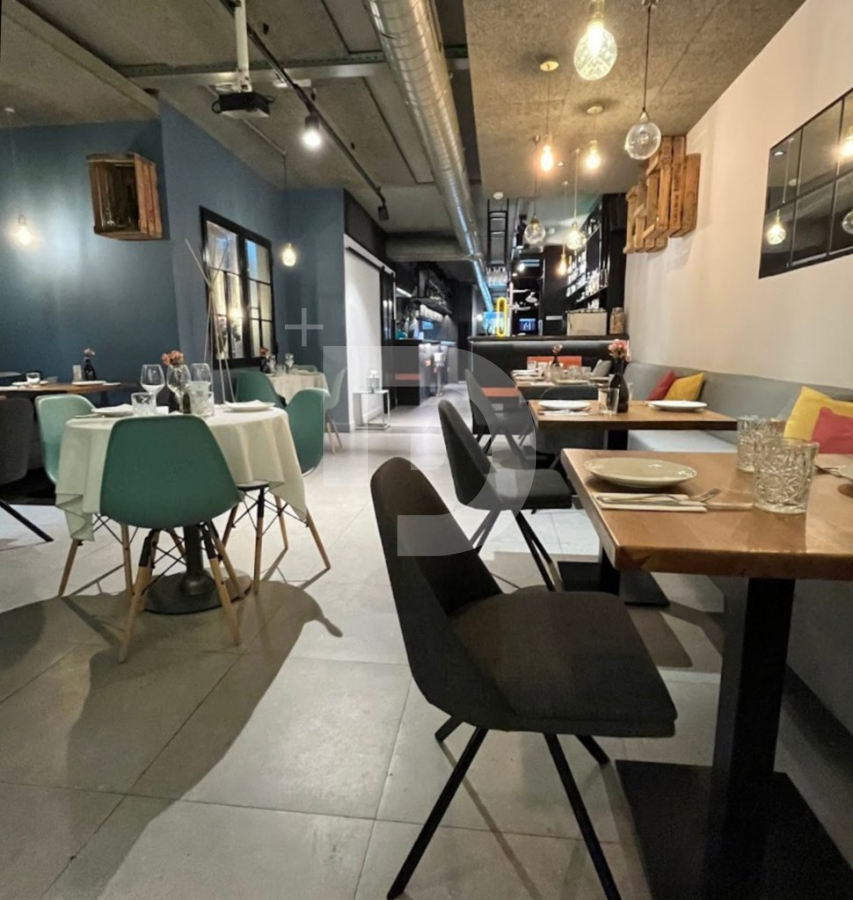 Кафе, ресторан в Барселоне, Испания, 378 м² - фото 4