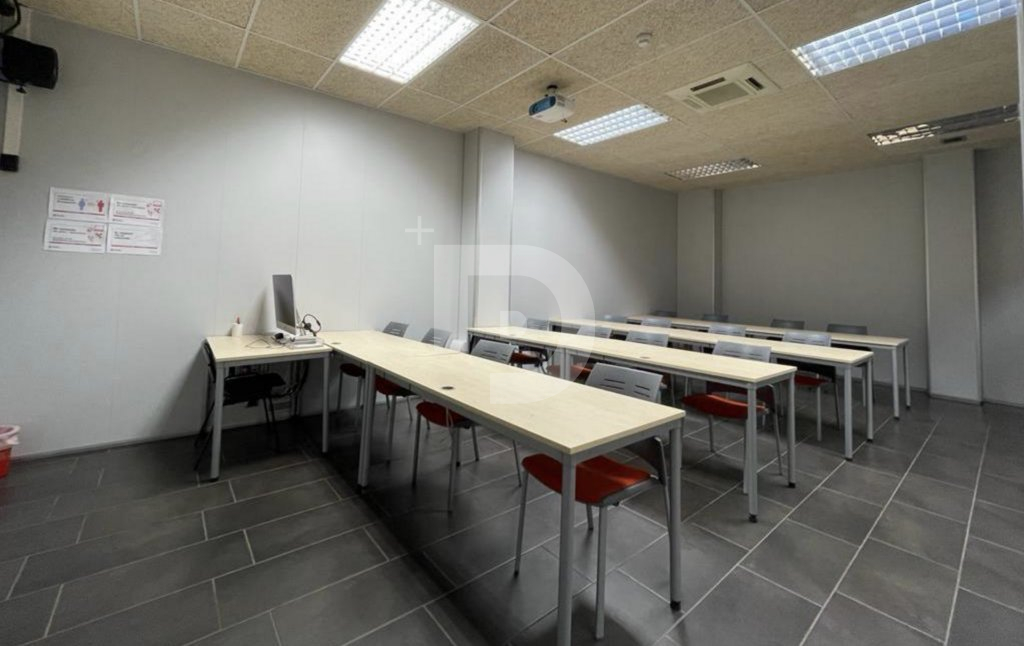 Коммерческая недвижимость в Эйшампле, Испания, 807 м² - фото 4