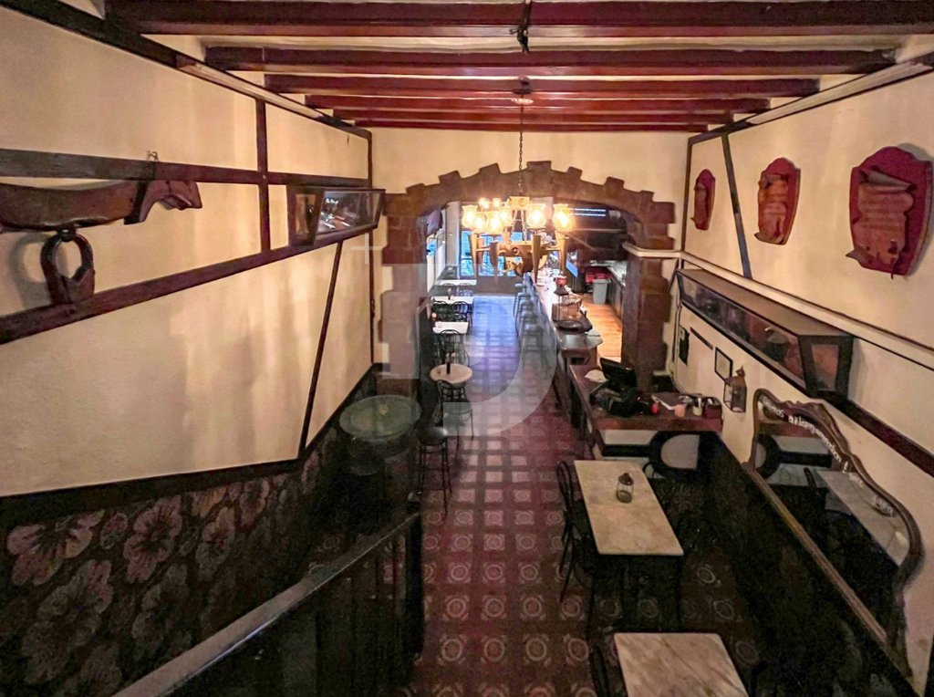 Коммерческая недвижимость в Барселоне, Испания, 190 м² - фото 4