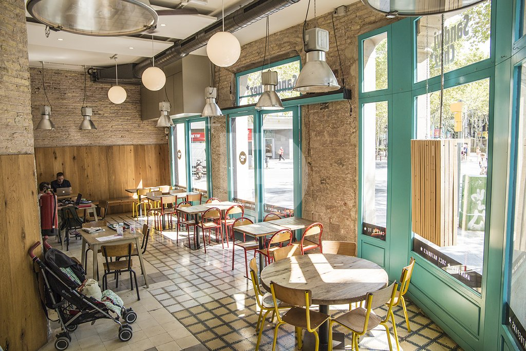 Кафе, ресторан в Барселоне, Испания, 173 м² - фото 4