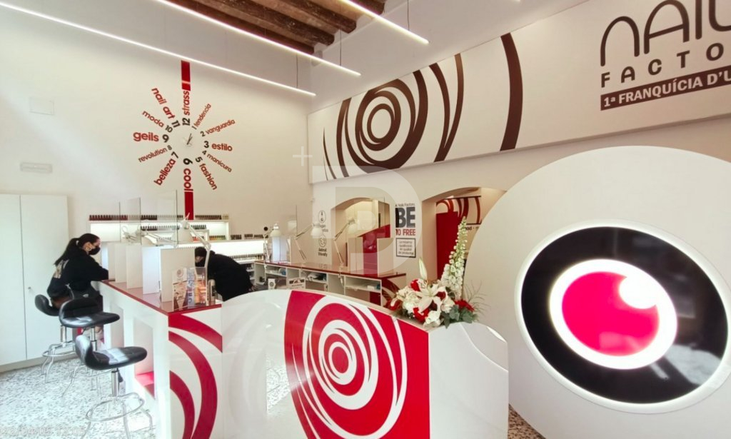 Коммерческая недвижимость в Эйшампле, Испания, 75 м² - фото 5